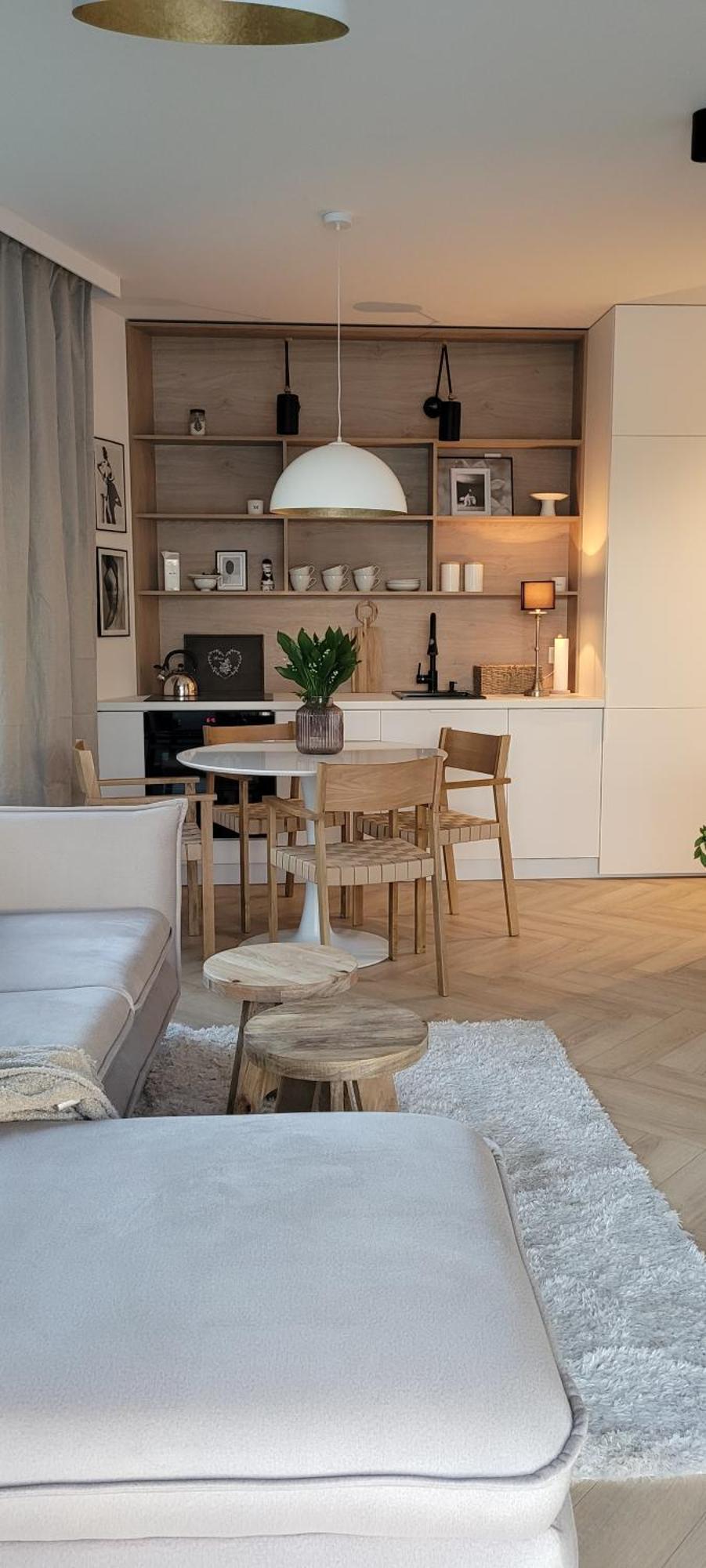 Apartment 25 *