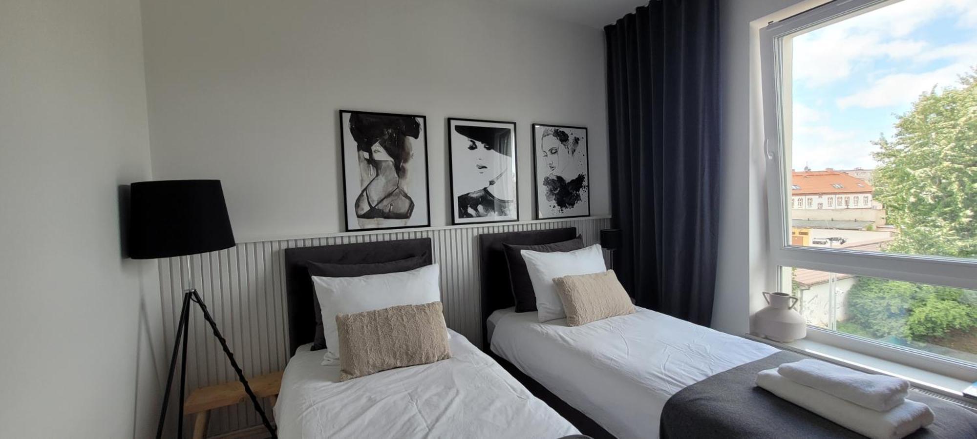 25 Apartment